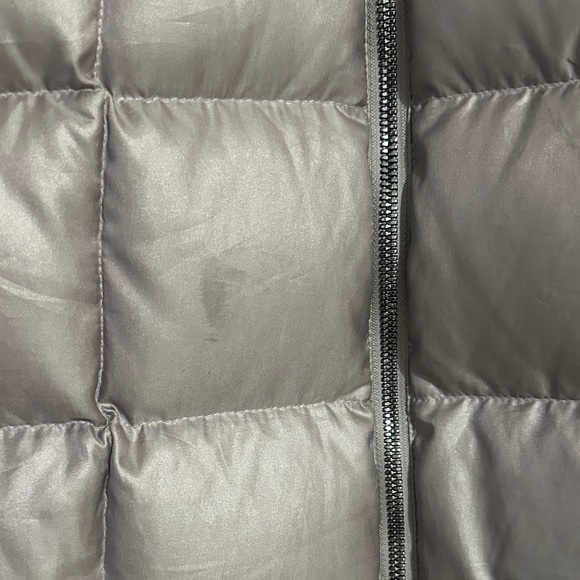 The North Face Women’s Metropolis Parka - Picture 3 of 11